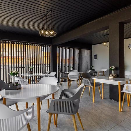 Fenix Hotel Solotvyno Exterior photo